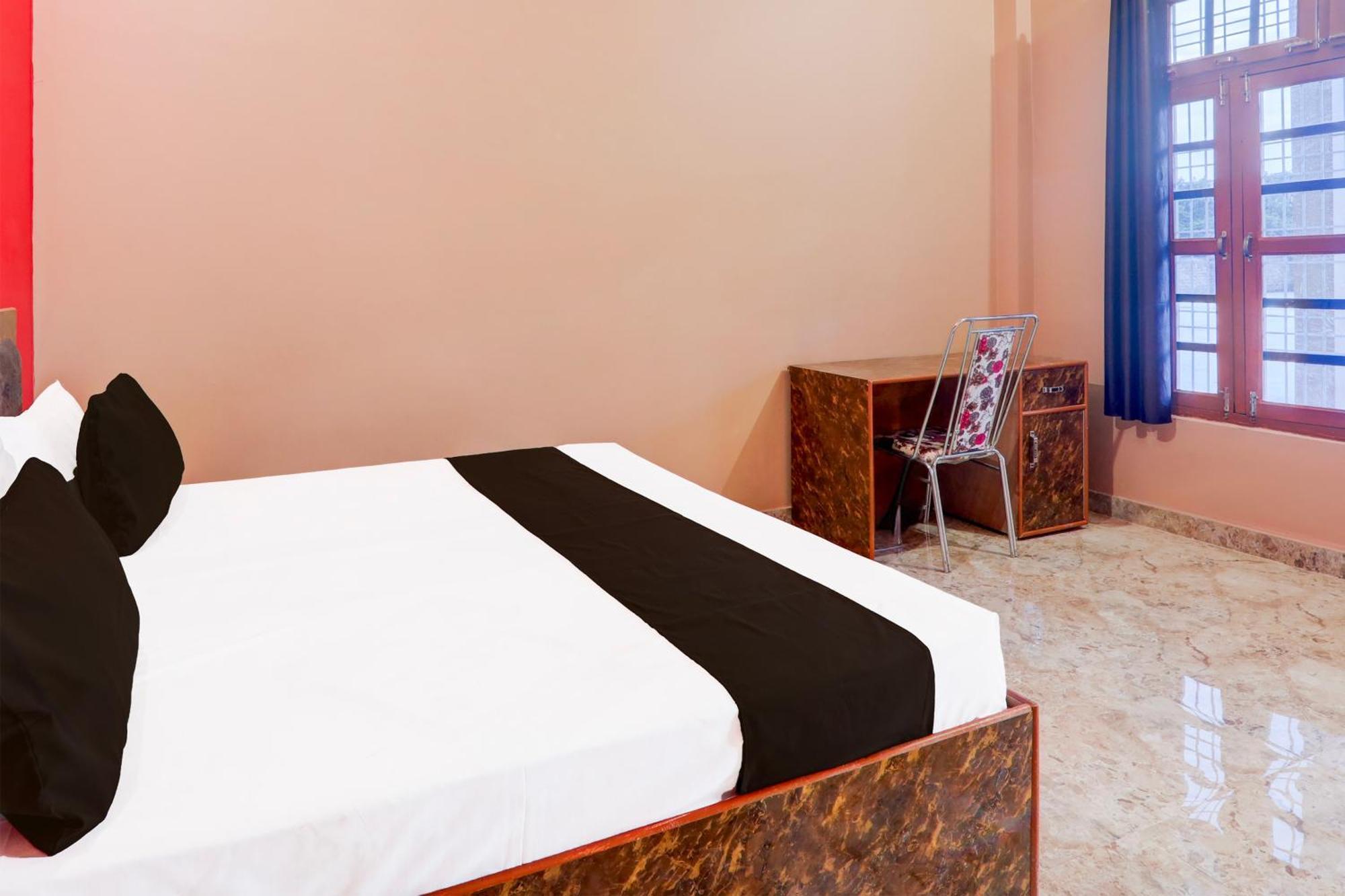 Hotel O Kashvi Hotel Sitapur  Esterno foto